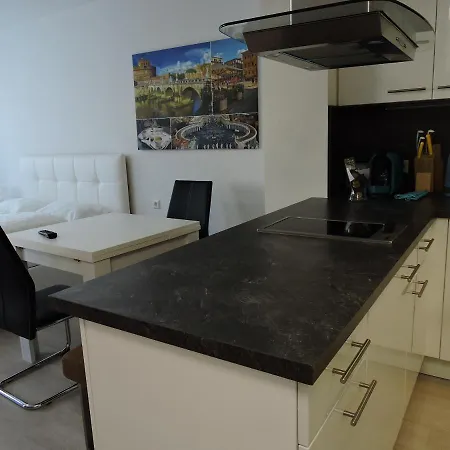 203 Rom, Studio Apartment, 38M2 1-4 Pers Klagenfurt am Woerthersee Exterior photo